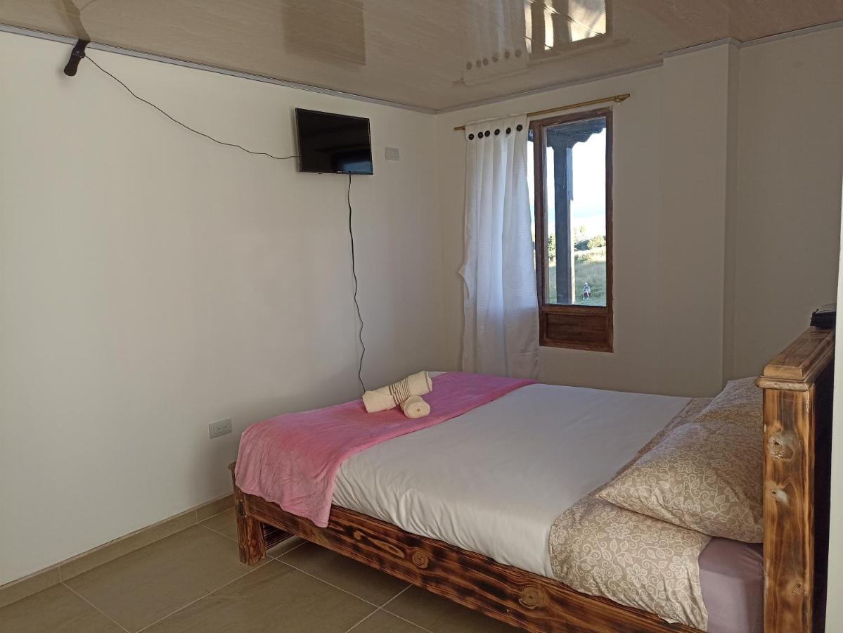 Hotel Tota Eliseo Playa Blanca Lago De โตตา ภายนอก รูปภาพ